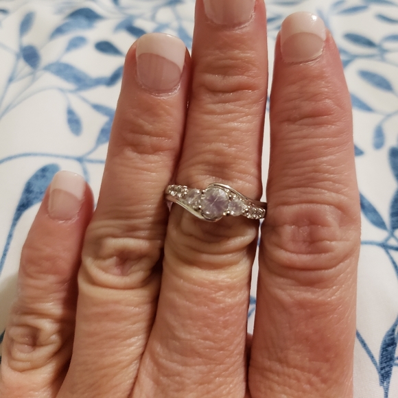 Ring - Picture 2 of 2